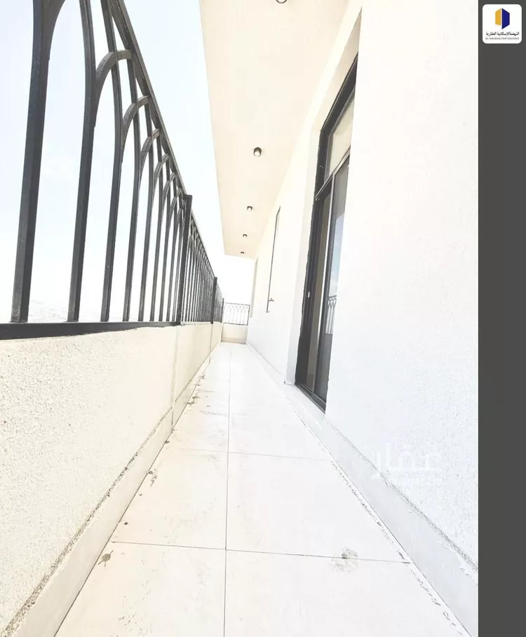 شقة للبيع في شارع العماد الكاتب, حي العرين, مدينة أبها, منطقة عسير صورة 2