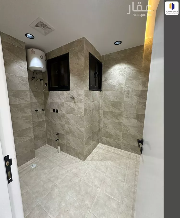 شقة للبيع في شارع ابي جعفر الكوفي, حي اليرموك, مدينة خميس مشيط, منطقة عسير صورة 4