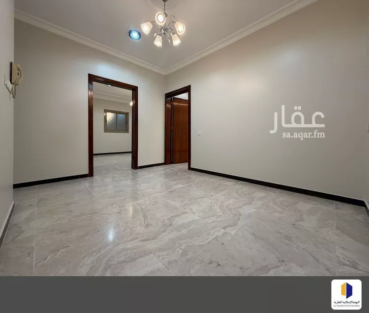 شقة للبيع في شارع لطف بن محمد الزبيري, حي المروج, مدينة أبها, منطقة عسير صورة 5
