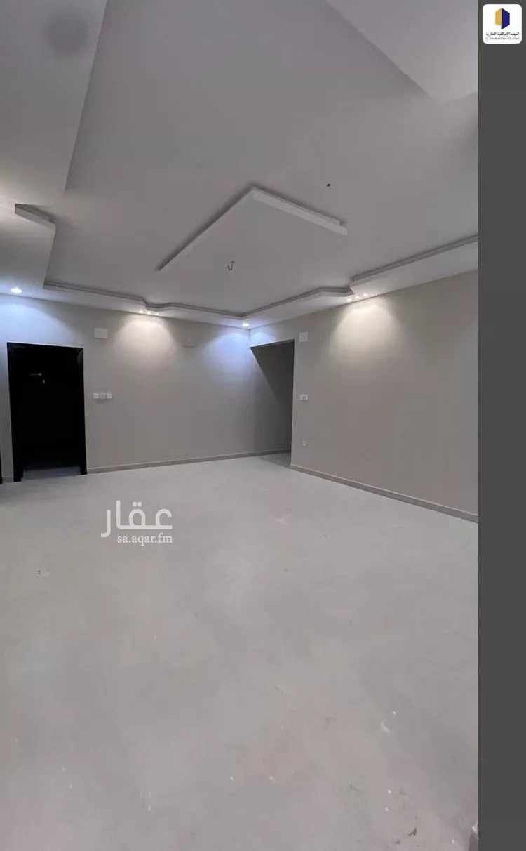 دور للبيع في شارع الشارع العام , حي المصيف, مدينة ابها, منطقة عسير صورة 3
