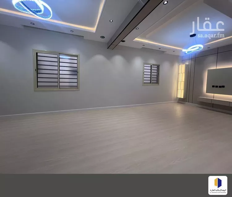 شقة للبيع في شارع شرفة, حي الغدير, مدينة أبها, منطقة عسير صورة 2