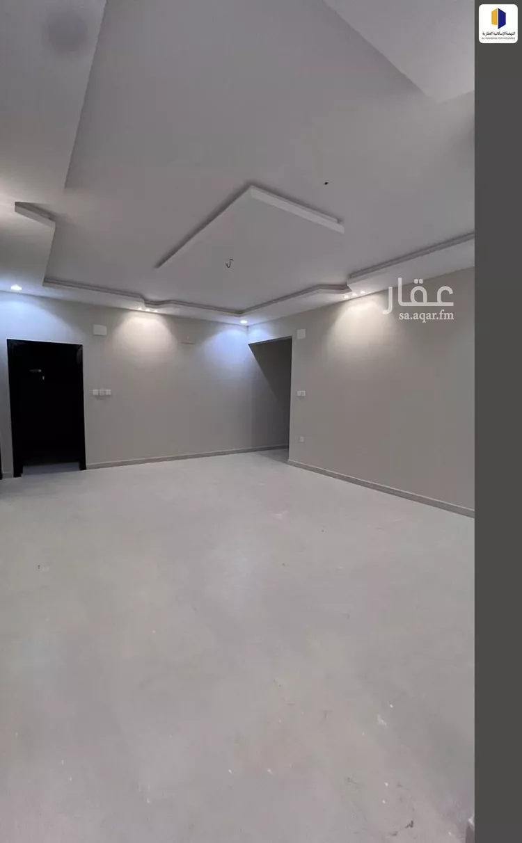 دور للبيع في شارع الشارع العام , حي المصيف, مدينة ابها, منطقة عسير صورة 2