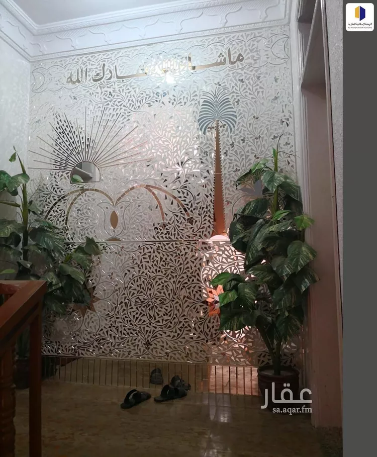 عمارة للبيع في شارع حسن ابن علي الطبري, حي الصقور, مدينة خميس مشيط, منطقة عسير صورة 2