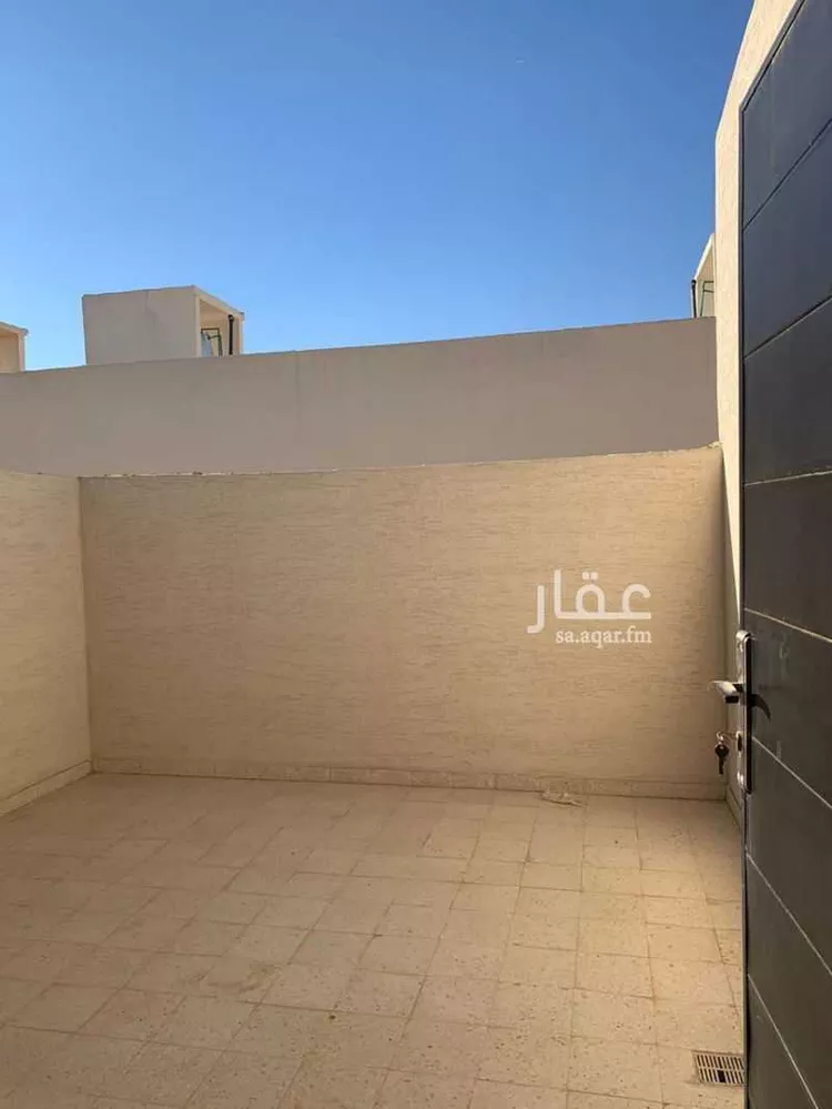 Villa for Sale in Riyadh Badr 11