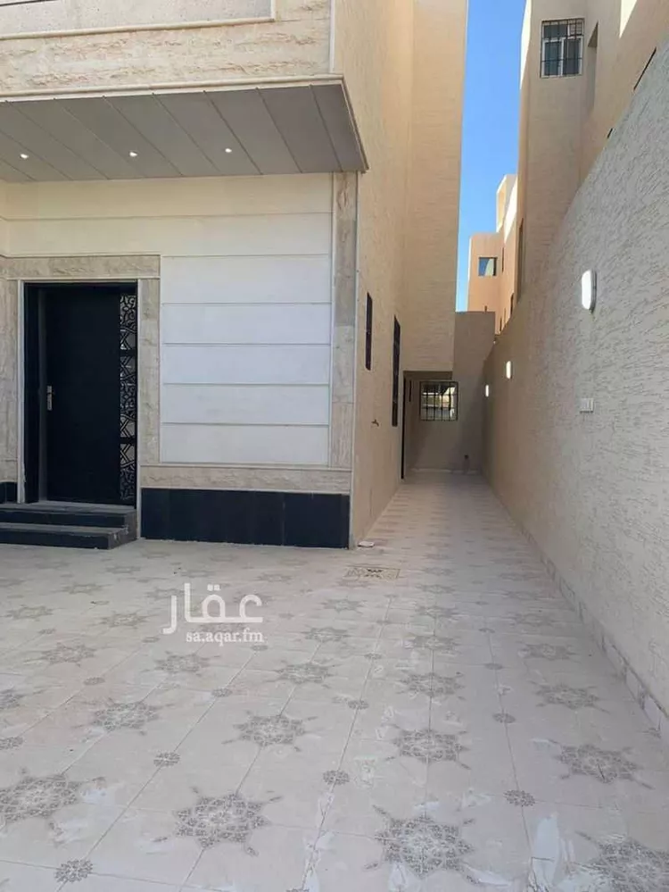 Villa for Sale in Riyadh Badr 7