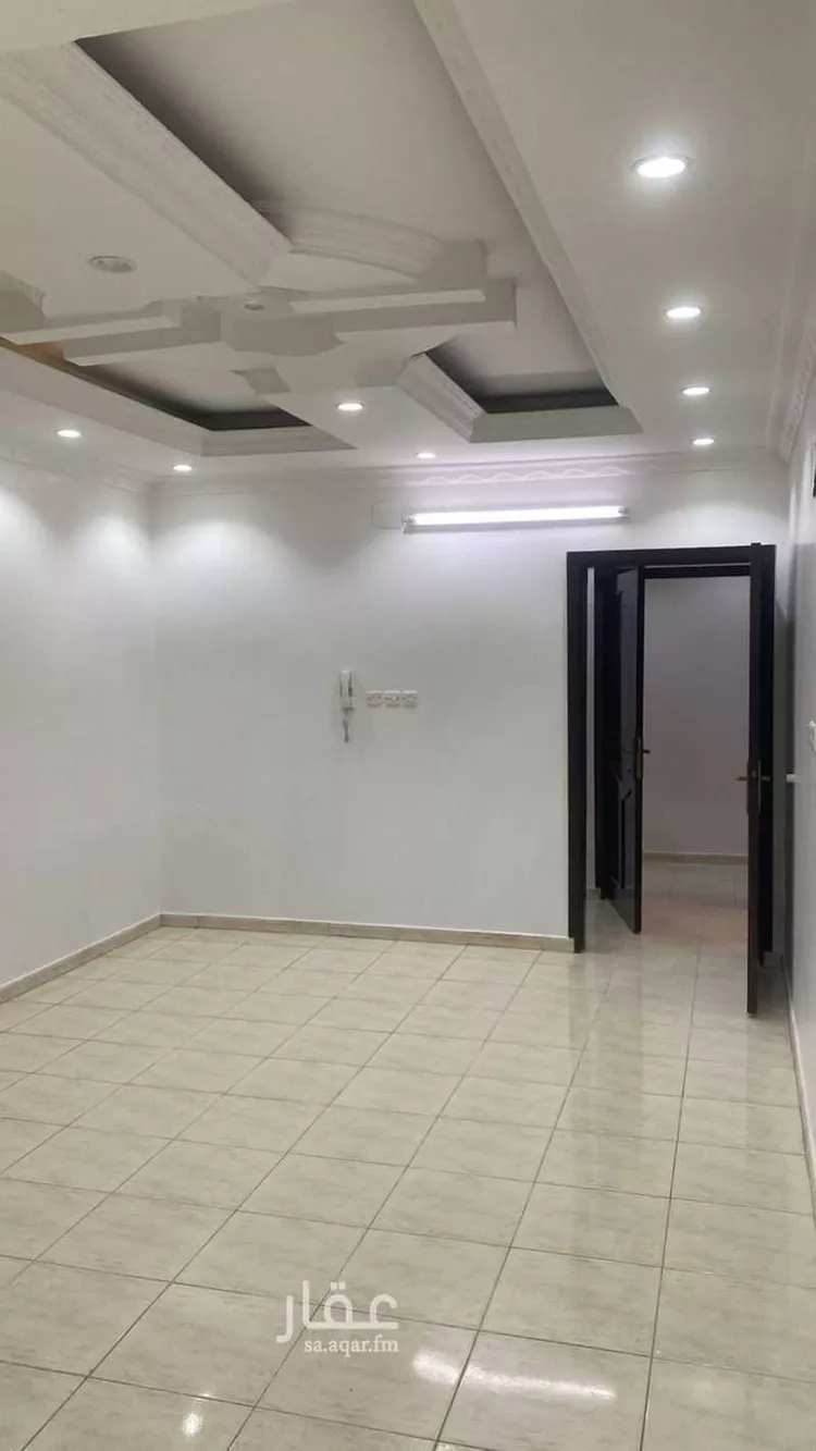 شقة للإيجار في شارع عبد اللطيف البغدادي, حي البوادي, مدينة تبوك, منطقة تبوك صورة 3