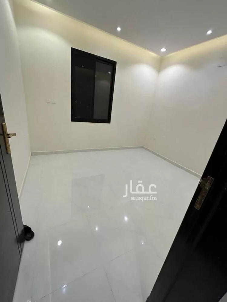 فيلا للبيع في شارع جبل العين, حي ظهرة لبن, مدينة الرياض, منطقة الرياض صورة 4
