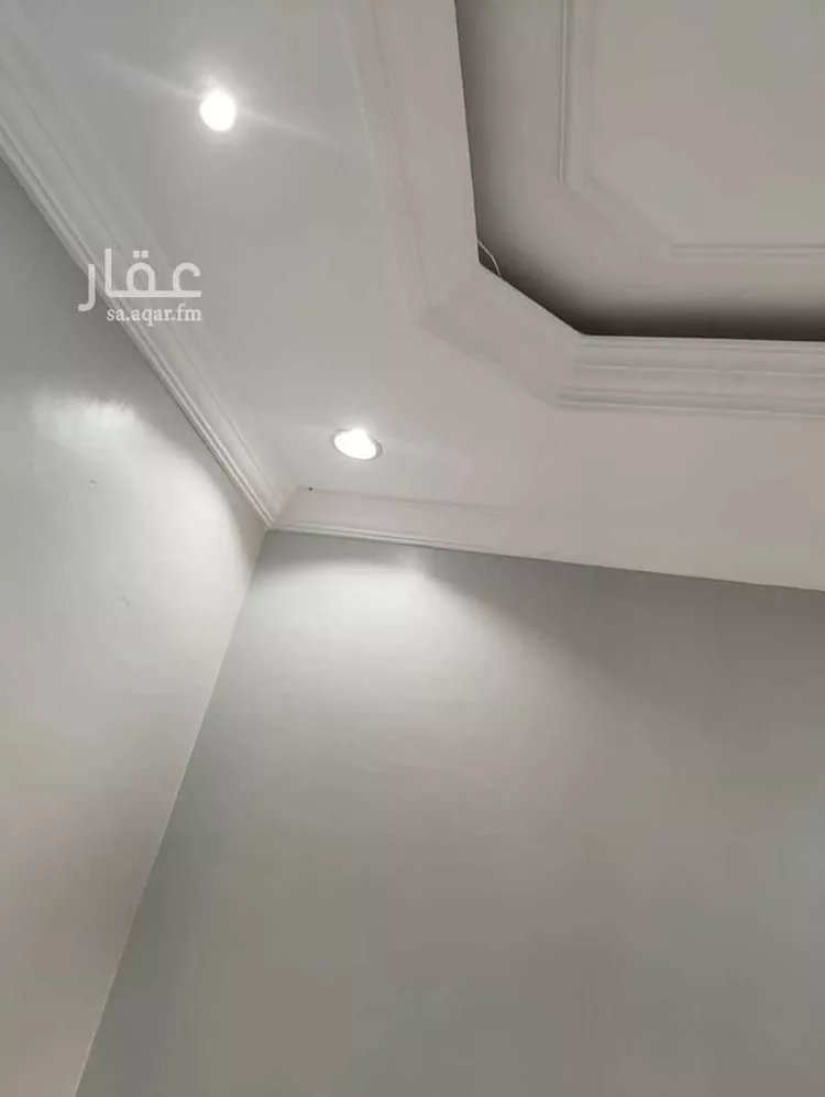عمارة للبيع في شارع خداش بن حصين, حي بئر عثمان, مدينة المدينة المنورة, منطقة المدينة المنورة صورة 5