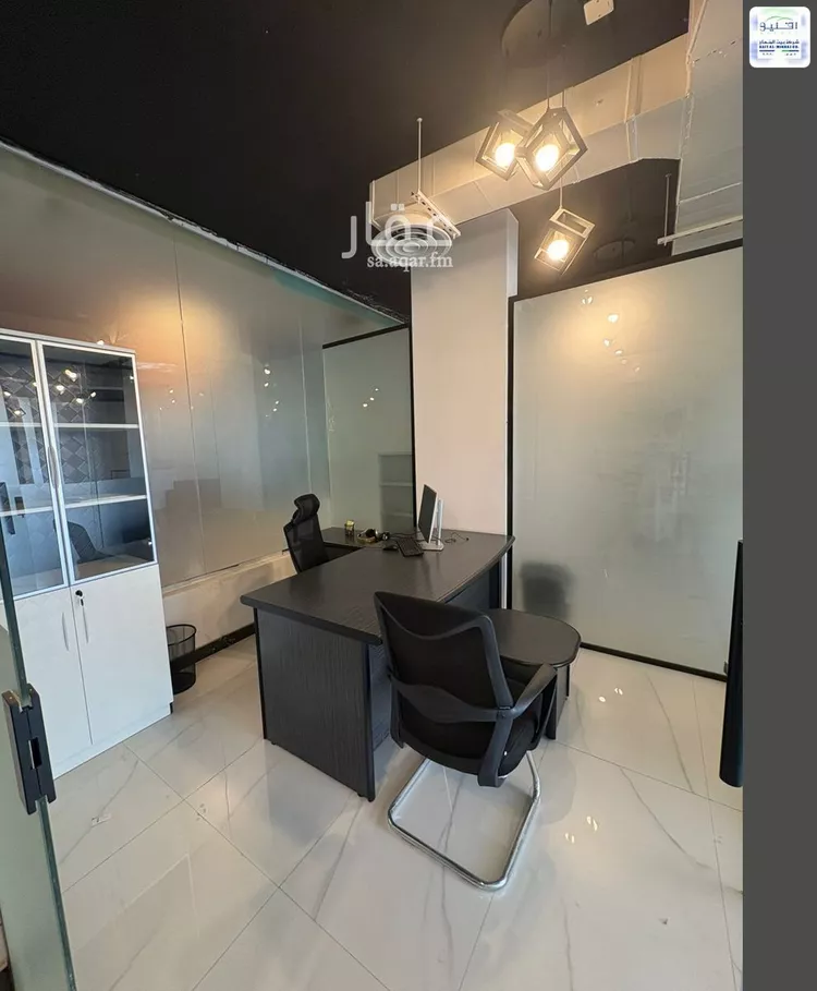 مكتب تجاري للإيجار في شارع طريق الإمام سعود بن عبدالعزيز بن محمد, حي النزهة, مدينة الرياض, منطقة الرياض صورة 5