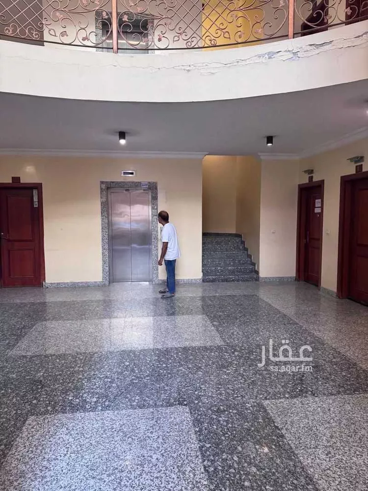 شقة للإيجار في شارع أبي العز البغدادي, حي الضباط, مدينة الرياض, منطقة الرياض صورة 3