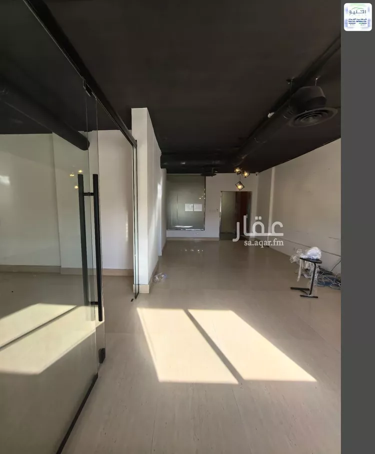 مكتب تجاري للإيجار في شارع طريق الإمام سعود بن عبدالعزيز بن محمد, حي النزهة, مدينة الرياض, منطقة الرياض صورة 4