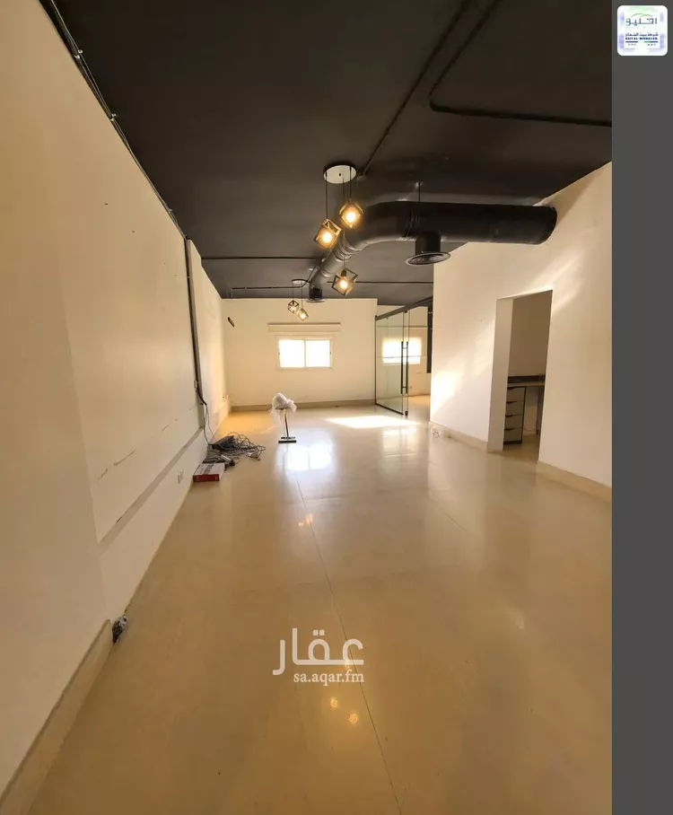 مكتب تجاري للإيجار في شارع طريق الإمام سعود بن عبدالعزيز بن محمد, حي النزهة, مدينة الرياض, منطقة الرياض صورة 5