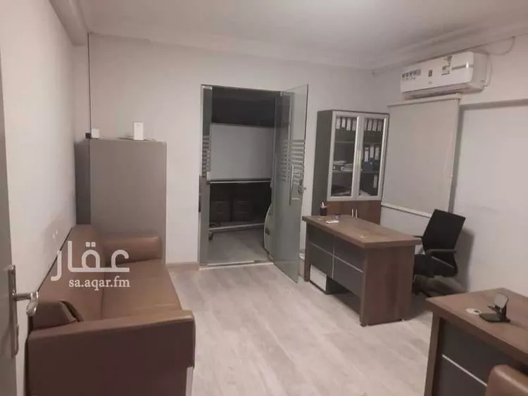 مكتب تجاري للإيجار في شارع الملك فهد الفرعي, حي الملك فهد, مدينة الرياض, منطقة الرياض صورة 5