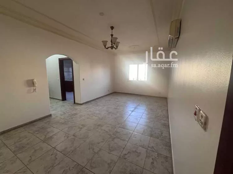 شقة للإيجار في شارع أبي العز البغدادي, حي الضباط, مدينة الرياض, منطقة الرياض 6