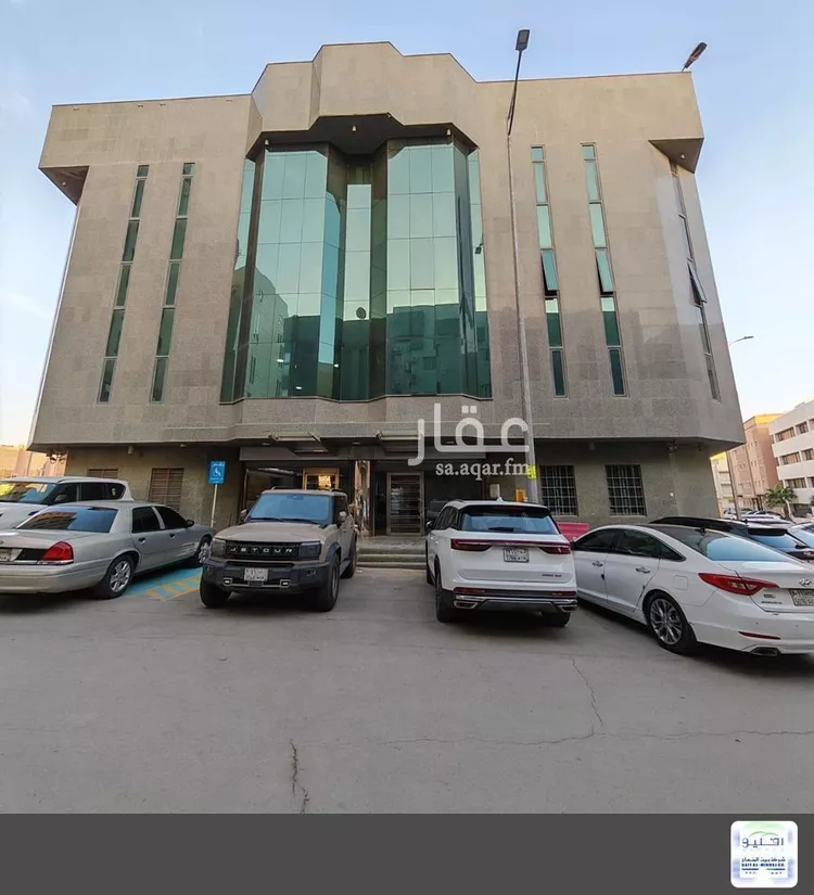 مكتب تجاري للإيجار في شارع الديرية, حي الوزارات, مدينة الرياض, منطقة الرياض