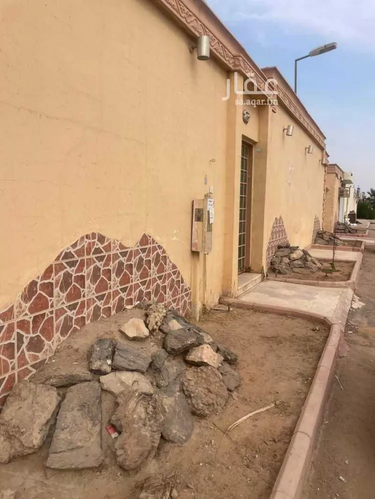 استراحة للبيع في شارع طلحة بن عبيدالله, حي السعادة, مدينة الرياض, منطقة الرياض صورة 4