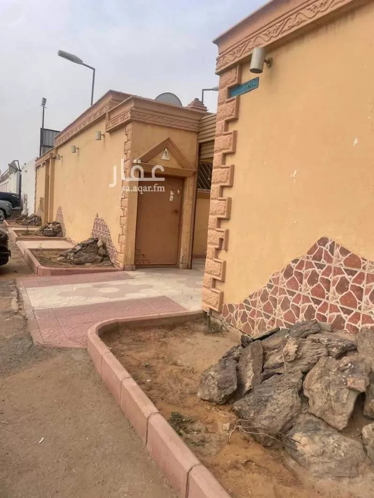 استراحة للبيع في شارع طلحة بن عبيدالله, حي السعادة, مدينة الرياض, منطقة الرياض صورة 5