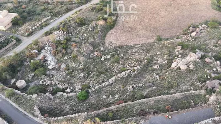 أرض للبيع في شارع الجلف, حي الوصايف, مدينة أبها, منطقة عسير صورة 2
