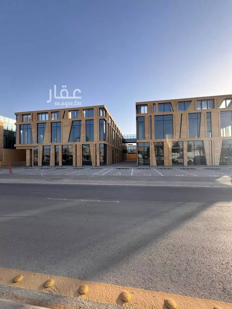 عمارة للإيجار في شارع الملك عبدالعزيز, حي العارض, مدينة الرياض, منطقة الرياض صورة 3