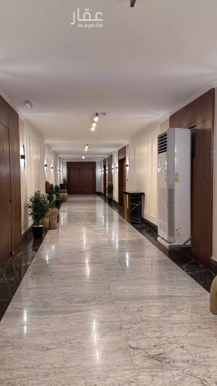 عمارة للإيجار في شارع الأمير سلطان بن عبدالعزيز, حي العليا, مدينة الرياض, منطقة الرياض صورة 3