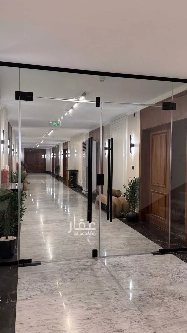 عمارة للإيجار في شارع الأمير سلطان بن عبدالعزيز, حي العليا, مدينة الرياض, منطقة الرياض صورة 4