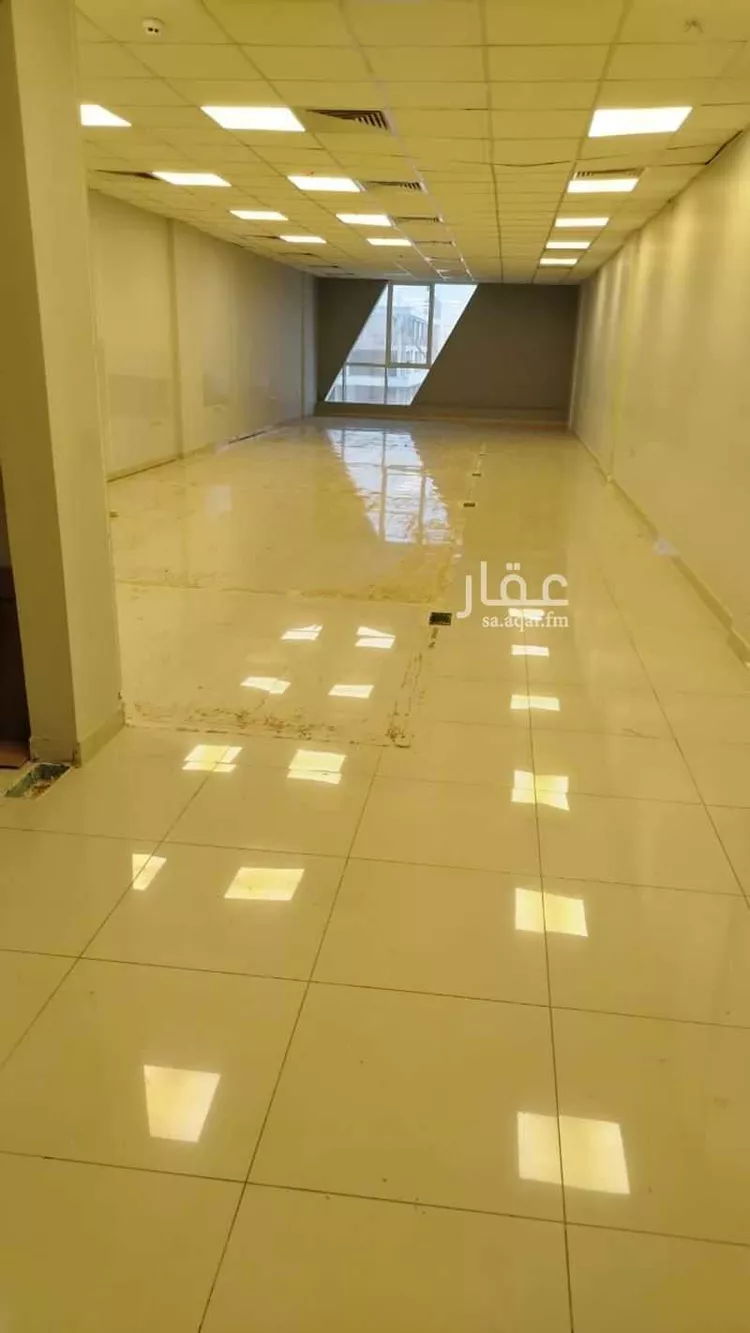 مكتب تجاري للإيجار في شارع انس بن مالك لفرعي, حي الياسمين, مدينة الرياض, منطقة الرياض صورة 2
