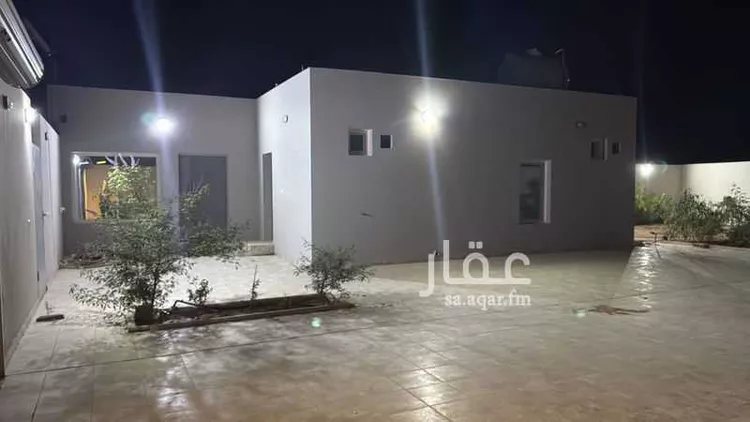 استراحة للبيع في شارع السودة, حي القدس الشرقي, مدينة عرعر, منطقة الحدود الشماليه صورة 3