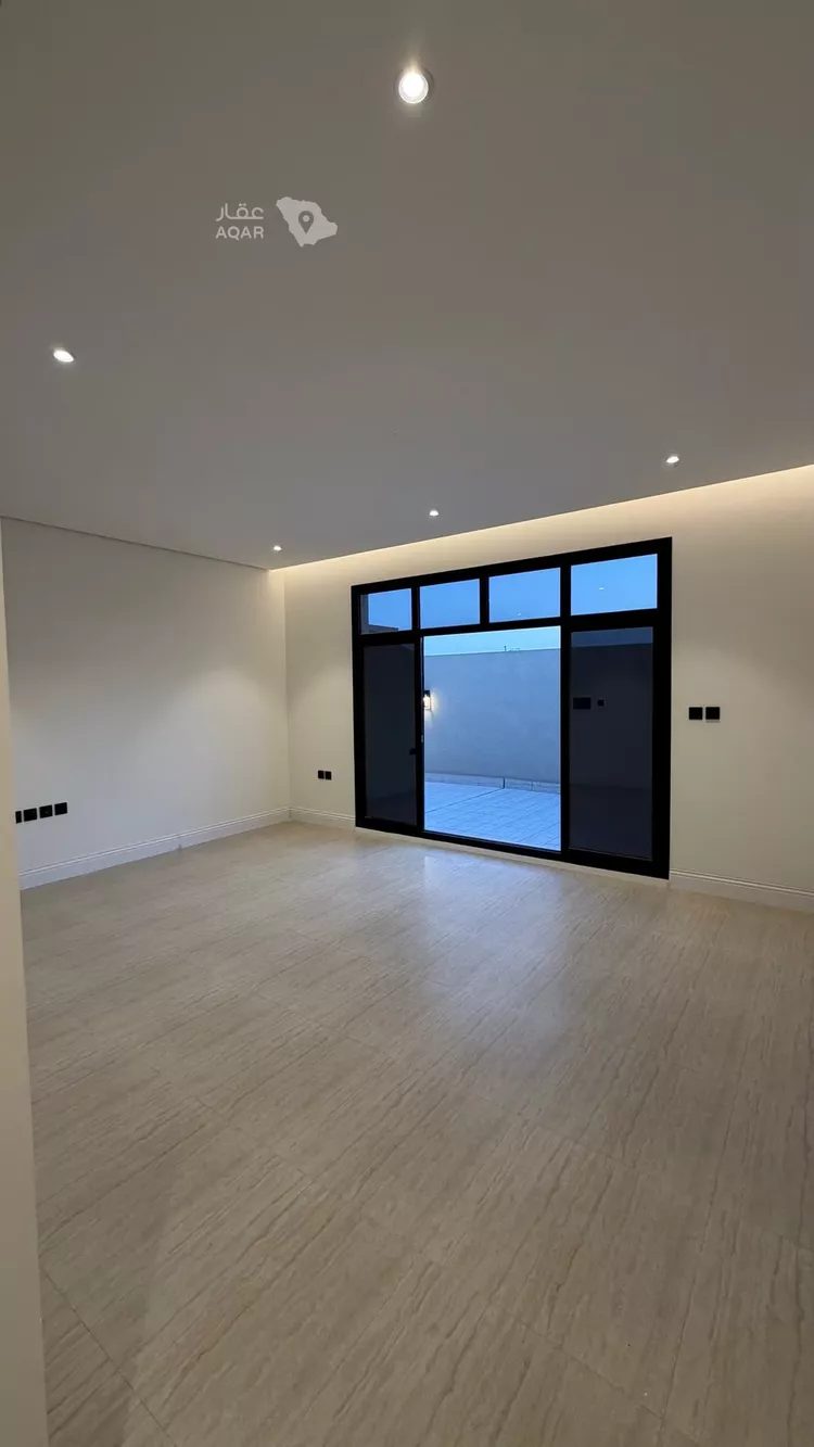 Floor for Sale in Riyadh Al Olaya