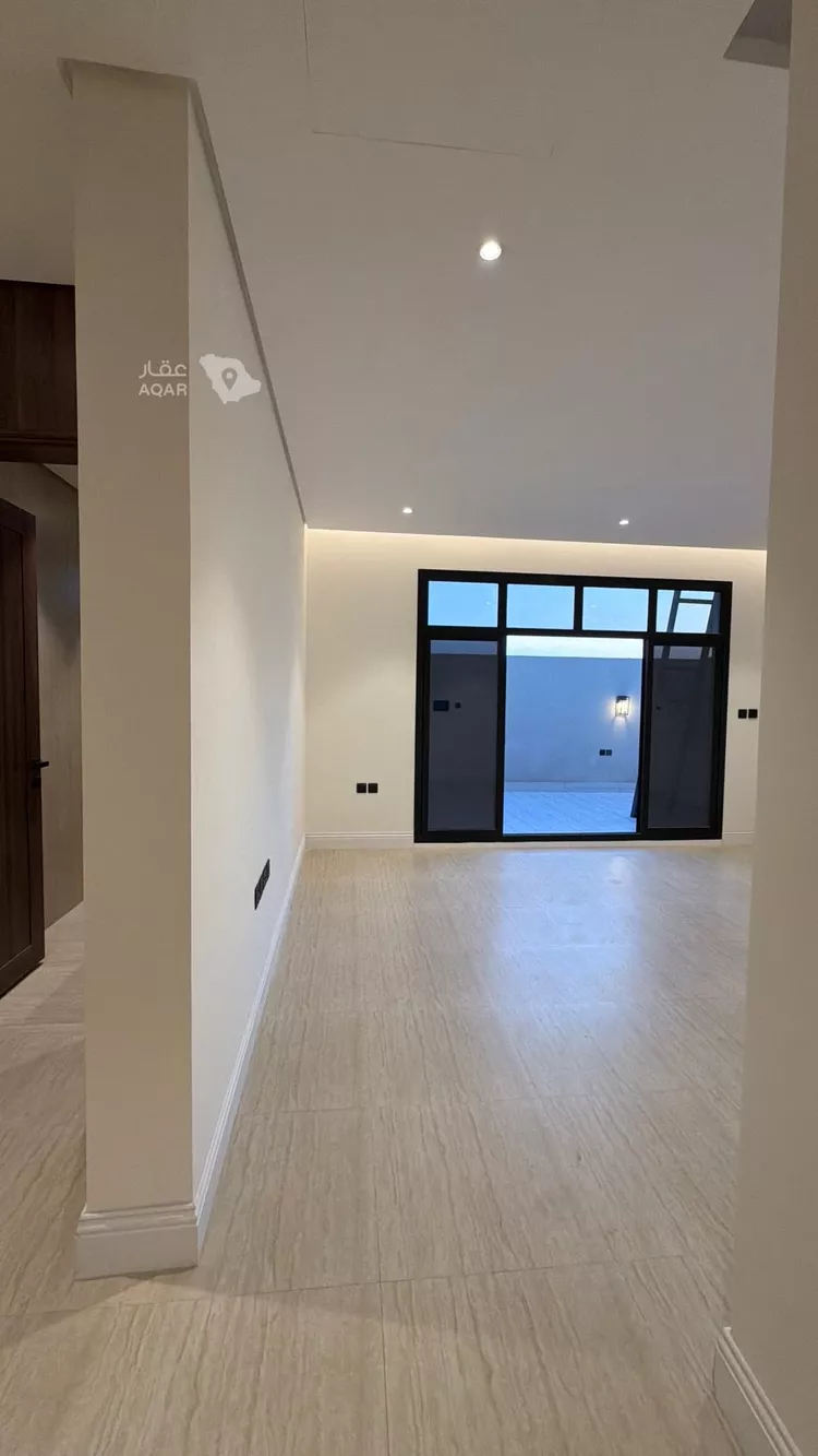 Floor for Sale in Riyadh Al Olaya صورة 3