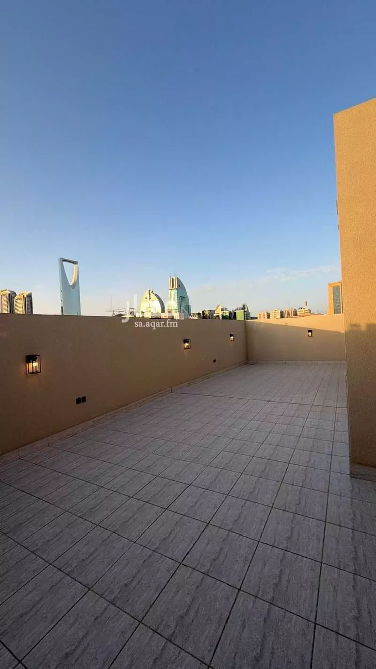 دور للبيع في شارع ثابت ابن معاذ الانصاري, حي العليا, مدينة الرياض, منطقة الرياض صورة 2