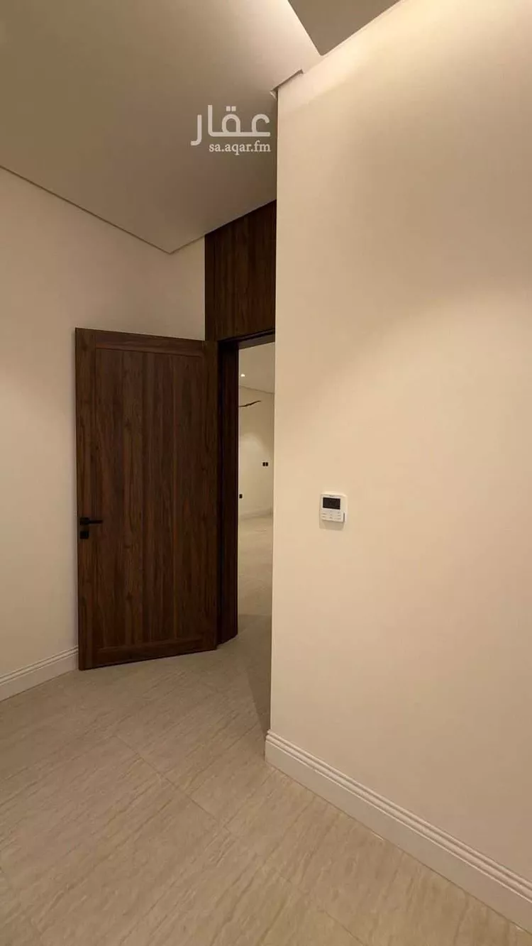 Floor for Sale in Riyadh Al Olaya 15