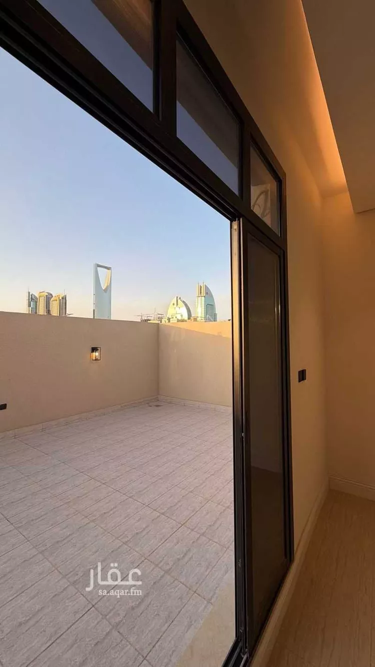Floor for Sale in Riyadh Al Olaya
