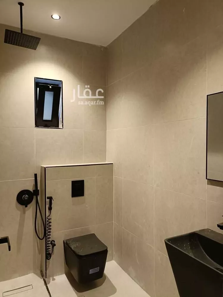 شقة للبيع في شارع 32جـ, حي التحلية, مدينة الخبر, المنطقة الشرقية 11
