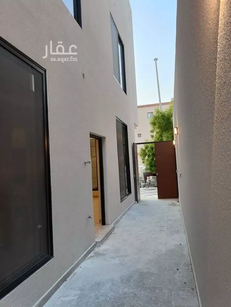 شقة للبيع في شارع 32جـ, حي التحلية, مدينة الخبر, المنطقة الشرقية 11
