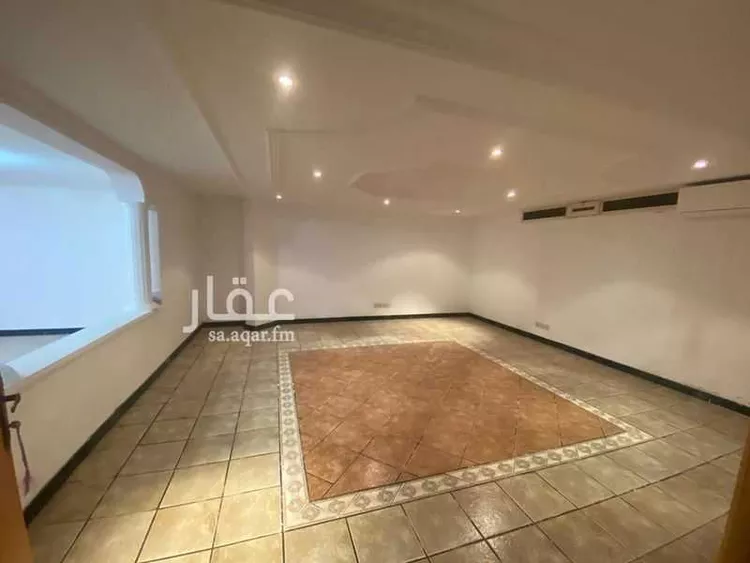 فيلا للبيع في شارع عمر بن بكر, حي مغرزات, مدينة الرياض, منطقة الرياض صورة 4