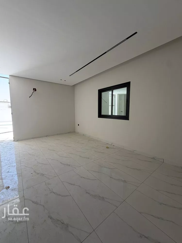 Floor for Sale in Riyadh Al Janadriyah 9