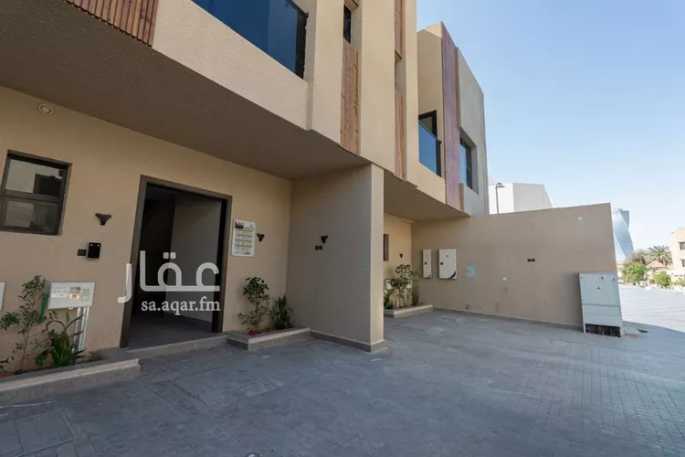 دور للبيع في شارع ابن اللبان, حي الملك فهد, مدينة الرياض, منطقة الرياض
