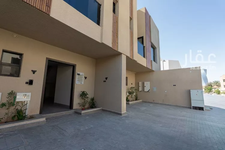 دور للبيع في شارع ابن اللبان, حي الملك فهد, مدينة الرياض, منطقة الرياض