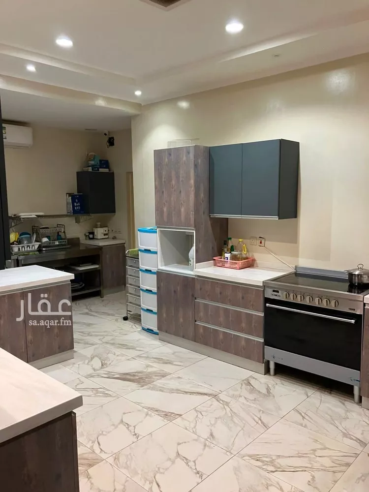 فيلا للبيع في شارع رقم 300, حي الياسمين, مدينة الرياض, منطقة الرياض 9