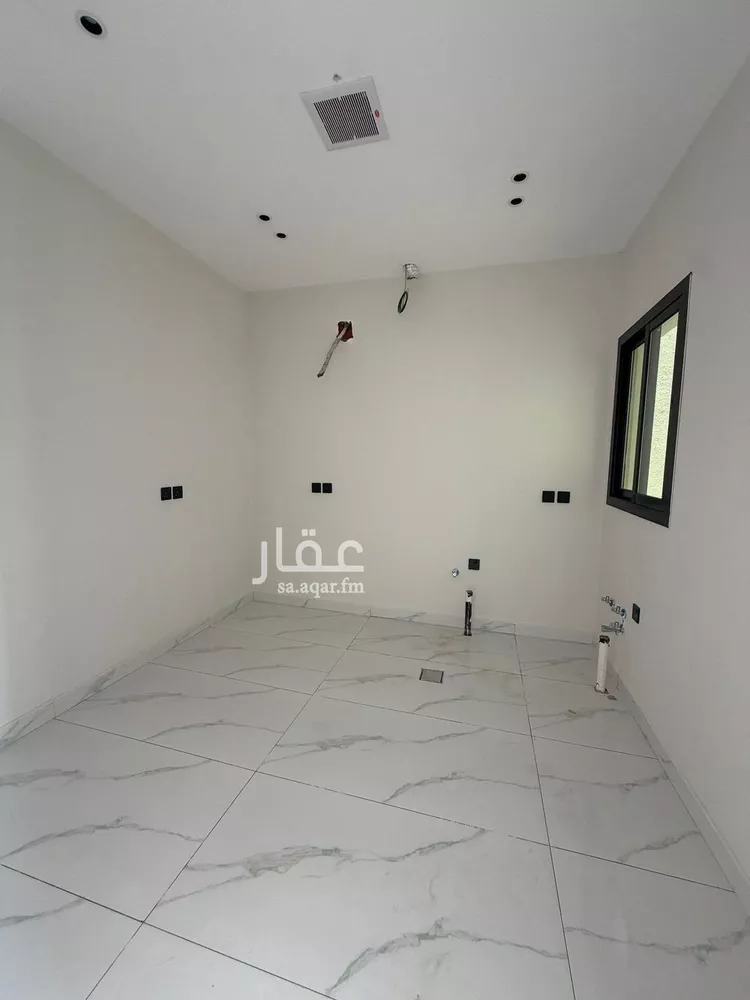 دور للبيع في شارع الضياء, حي الجنادرية, مدينة الرياض, منطقة الرياض صورة 4