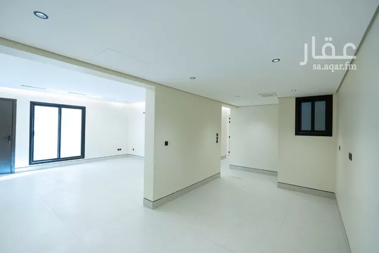 دور للبيع في شارع ابن اللبان, حي الملك فهد, مدينة الرياض, منطقة الرياض 9
