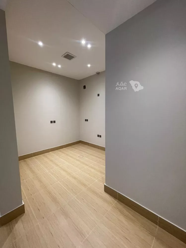Floor for Sale in Riyadh An Narjis 7