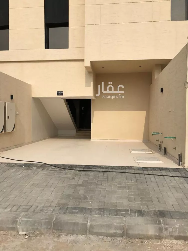 دور للبيع في شارع محمد بن أبي العطاء, حي العارض, مدينة الرياض, منطقة الرياض