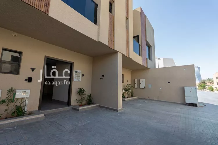 دور للبيع في شارع ابن اللبان, حي الملك فهد, مدينة الرياض, منطقة الرياض