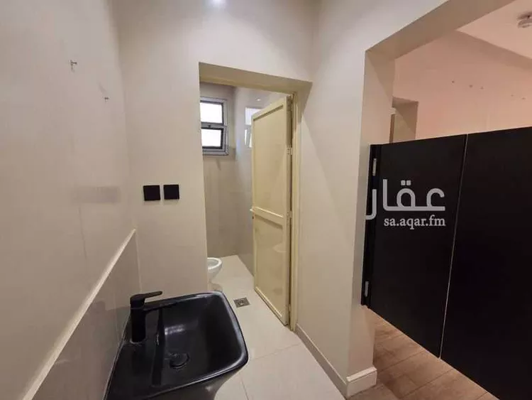 مكتب تجاري للإيجار في شارع طريق الامير محمد بن سعد بن عبد العزيز, حي الملقا, مدينة الرياض, منطقة الرياض صورة 5