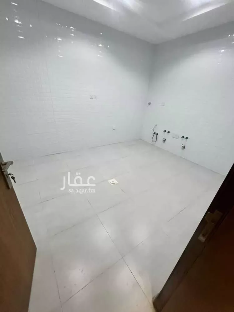 شقة للإيجار في شارع عبيد ابن خالد السلمي, حي مريخ, مدينة جدة, منطقة مكة المكرمة صورة 2