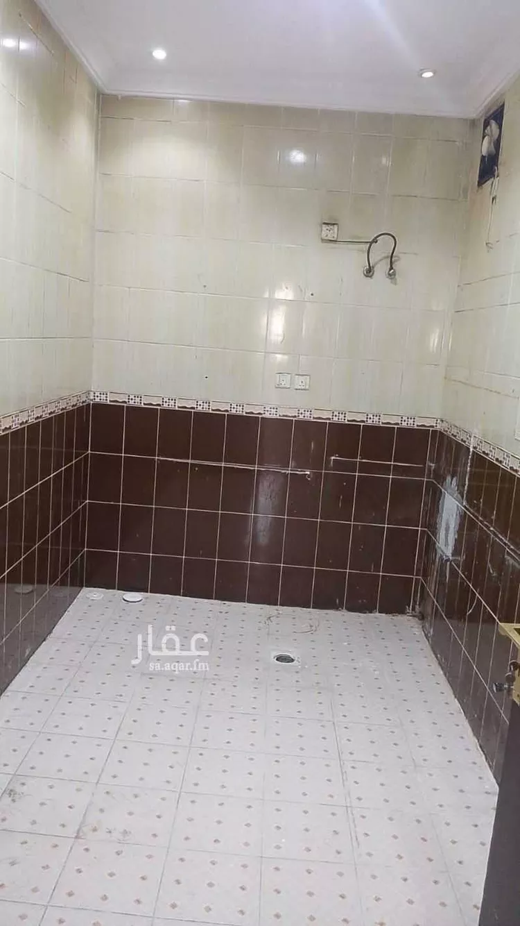 شقة للإيجار في شارع عبدالله ابن ورقاء ابن جنادة, حي مريخ, مدينة جدة, منطقة مكة المكرمة صورة 3