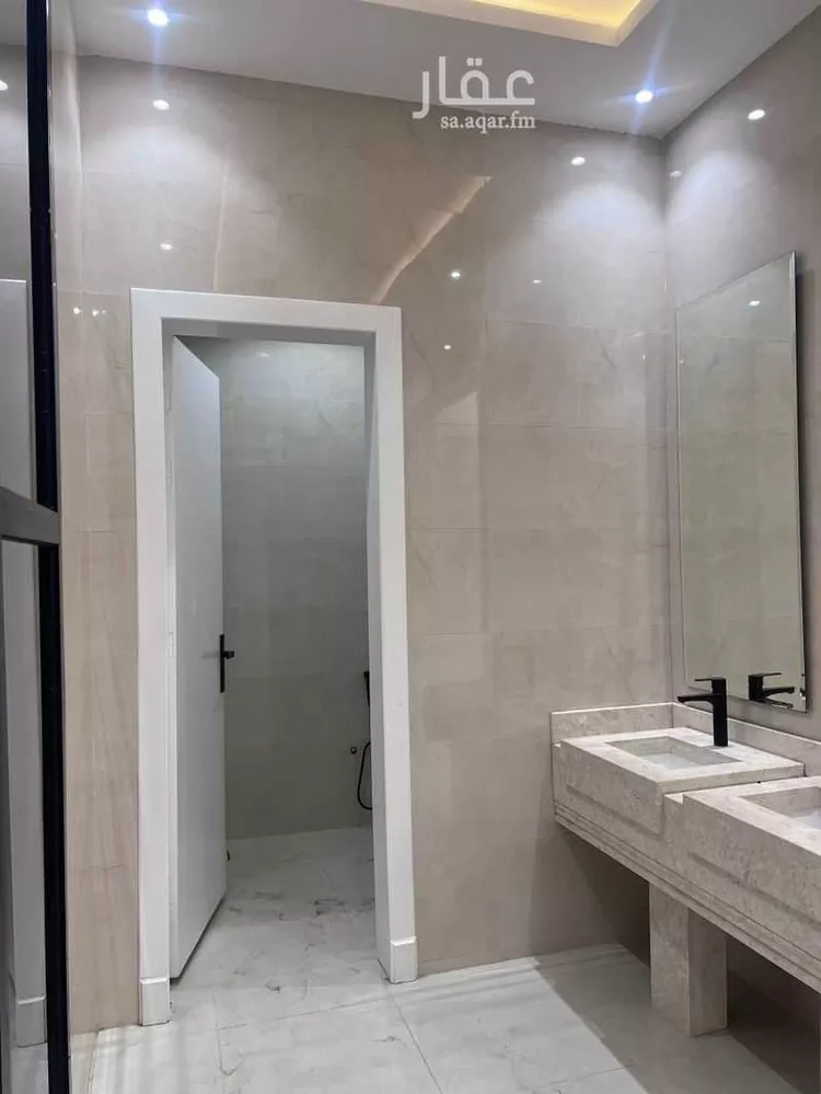 فيلا للبيع في شارع انس ابن عباس, حي اليرموك, مدينة خميس مشيط, منطقة عسير صورة 4