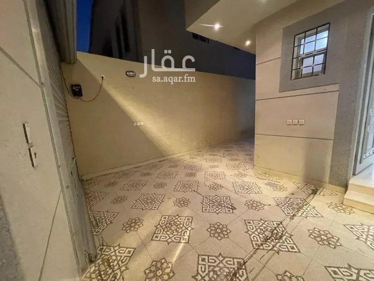 فيلا للبيع في شارع السدي, حي المهدية, مدينة الرياض, منطقة الرياض صورة 2