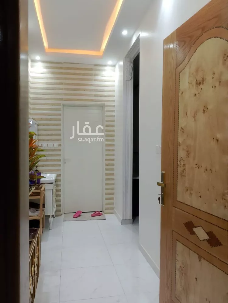 فيلا للبيع في شارع عبدلله بن عبدالعزيز, حي الريف, مدينة المزاحميه, منطقة الرياض صورة 2